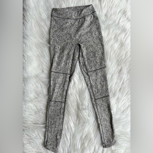 gymshark fit fleur texture leggings size XS - Picture 4 of 10